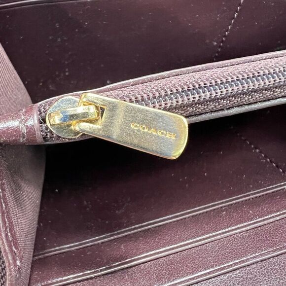 Coach Signature C Patent Leather Zip-Around Wallet Accordion Wallet Brown - Picture 6 of 9